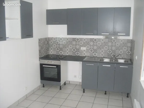 Loue F3 VERNEUIL