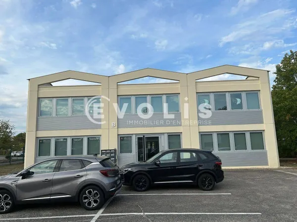 Bureaux 158 m²