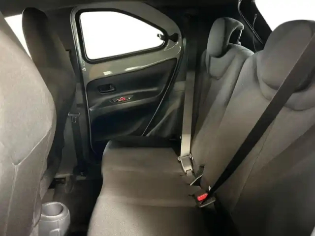 Toyota Aygo X 1.0 vvt-i 72ch design s-cvt — photo 13
