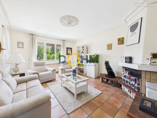 Propriété 10 pièces 200 m²