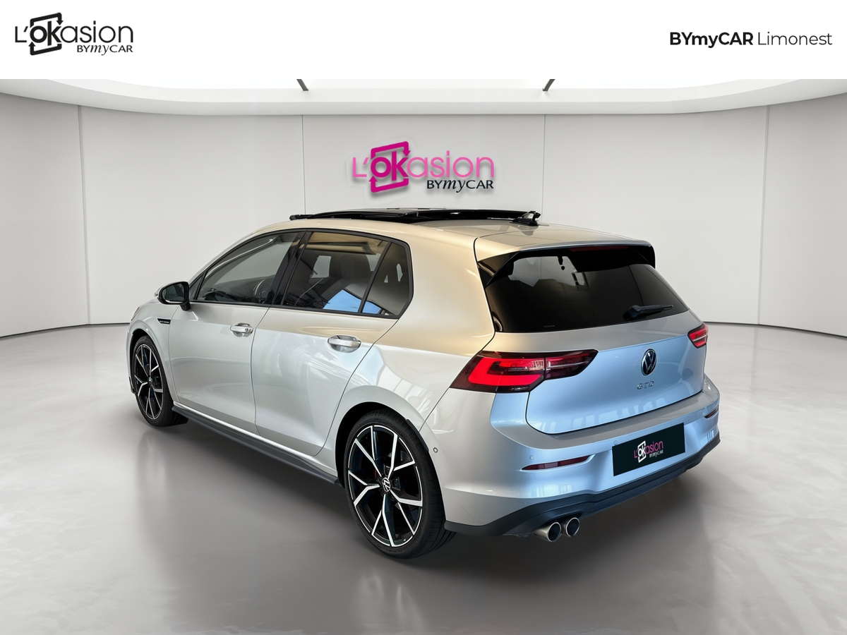 Volkswagen Golf 2.0 TDI SCR 200 DSG7 — photo 3