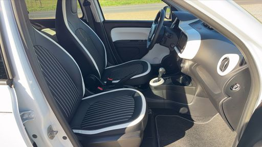 Renault Twingo E-Tech 81 22 kWh - Techno – 2022 – 35926 km – Électrique – Boîte Automatique — photo 22