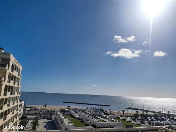 Vue imprenable sur la mer