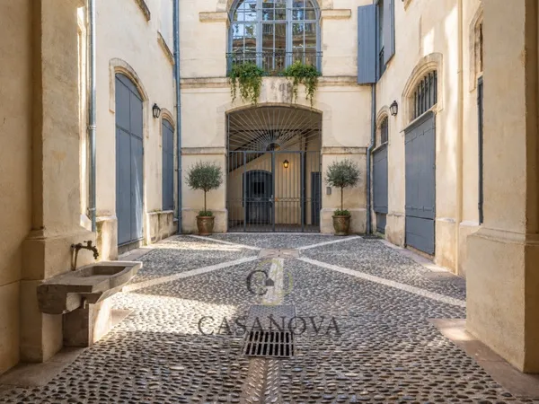 Appartement 6 pièces 209 m²