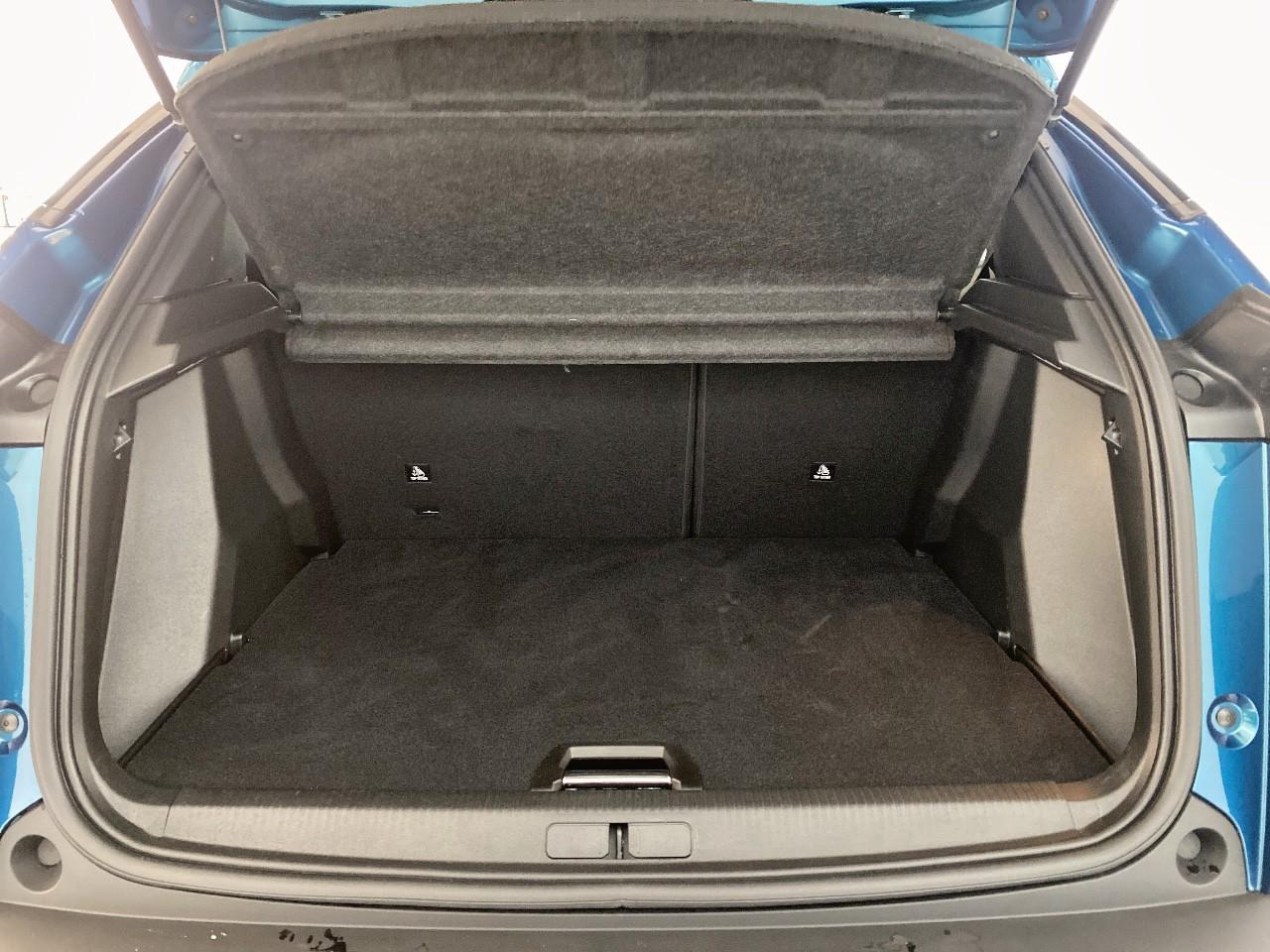 Peugeot 2008 hybrid 145 ch e-dcs6 allure — photo 6