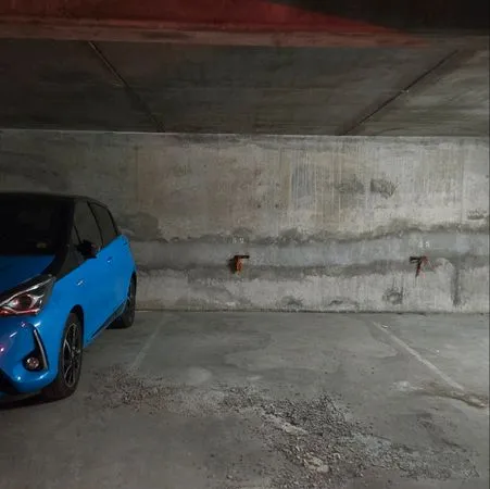 Parking sous-terrain ultra sécurisé - St-Michel