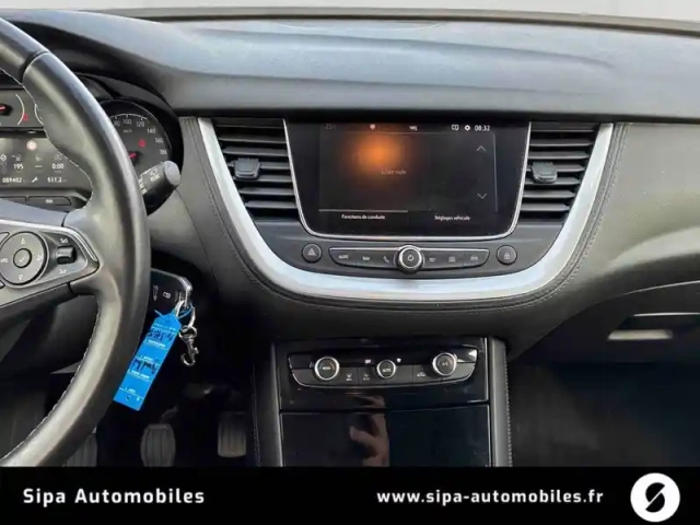 Opel Grandland X 1.2 turbo 130 ch — photo 18