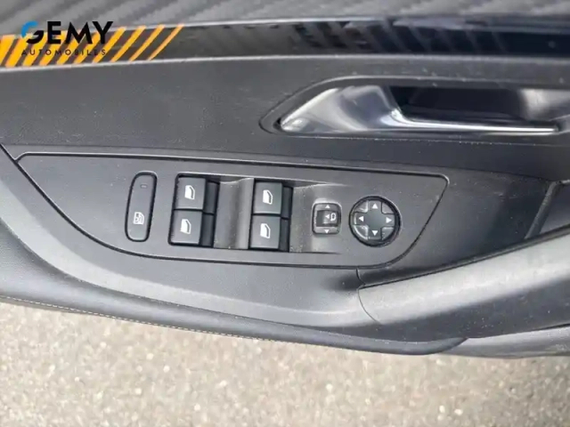Peugeot 2008 puretech 130 s&amp;s eat8 — photo 12