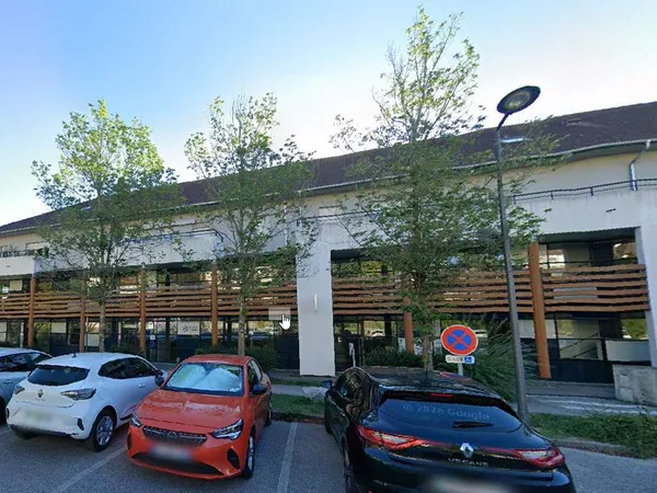 Bureau 46 m²