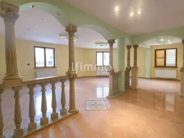 Appartement 5 pièces 122 m²
