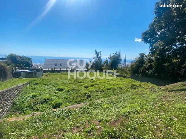 Terrain 1242 m² SAINT DENIS