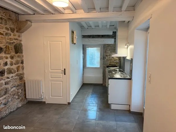 Studio refait à neuf