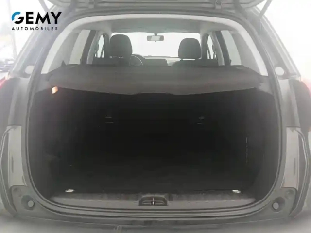 Peugeot 2008 1.6 bluehdi 100ch bvm5 — photo 27