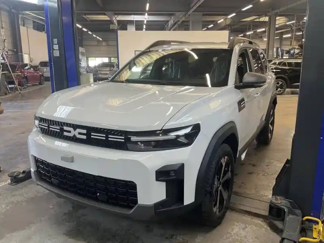 Dacia Bigster hybrid 155