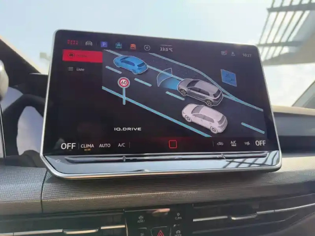 Volkswagen Golf 1.5 ehybrid 204 dsg6 — photo 53