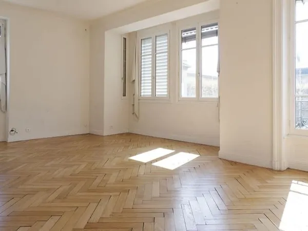 Appartement 6 pièces 200 m²