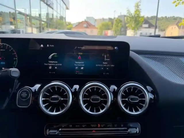 Mercedes Gla 250 e amg line — photo 39