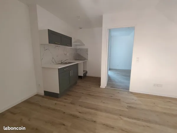 Appartement de type 2, 5 ter avenue de russie, 63140 Chatel-Guyon