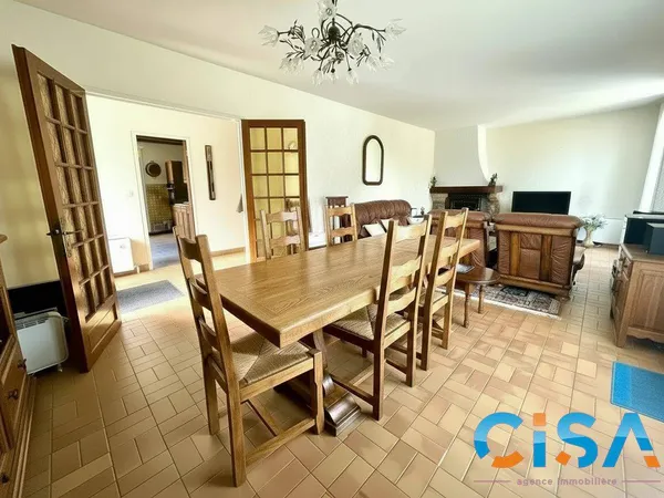 Maison 8 pièces 170 m²