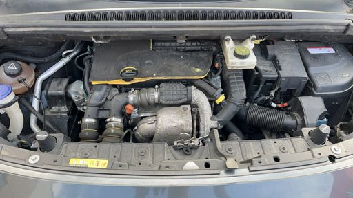Peugeot 3008 1.6 BlueHDi 120 - Style – 2016 – 137729 km – Diesel – Boîte Manuelle — photo 32