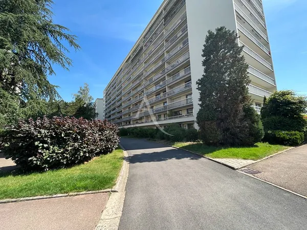 GARAGE, REIMS - SAINT MARCEAUX