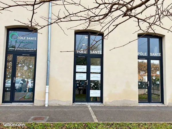 Bureau à louer dans un pôle de santé - Sérézin-du-Rhône