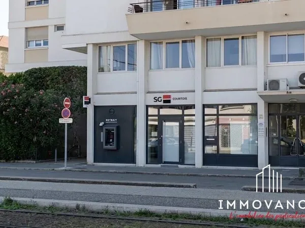 Local commercial 73 m²