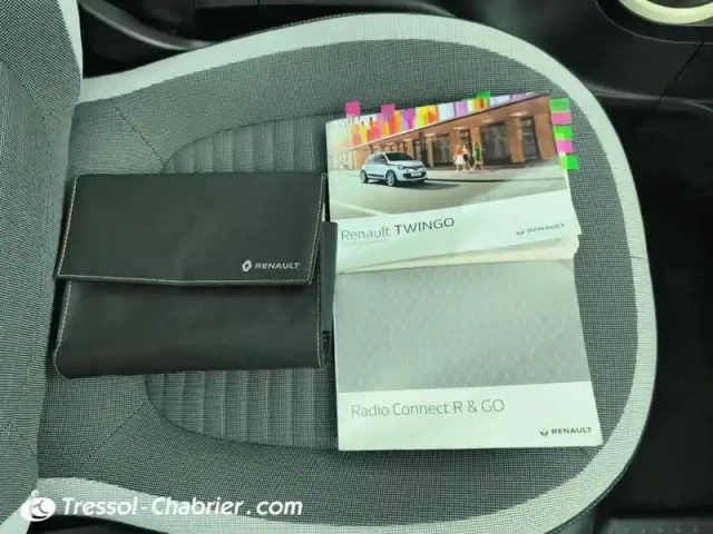 Renault Twingo iii 0.9 tce 90 energy intens — photo 30