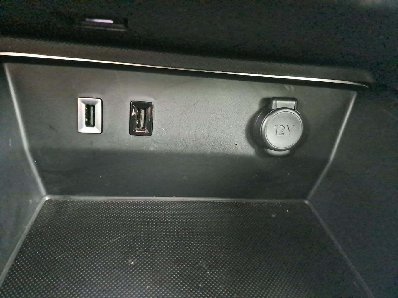Citroën C5 Aircross bluehdi 130 eat8 max — photo 28