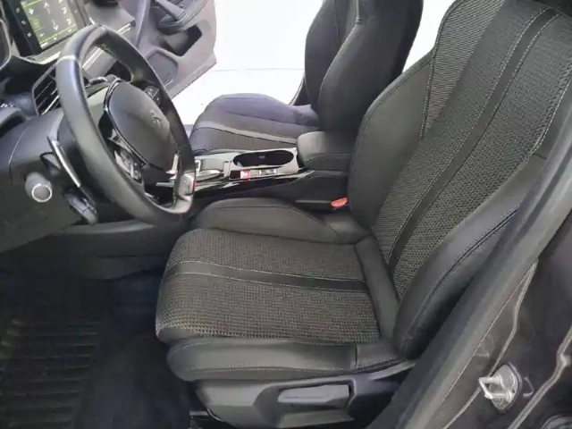 Peugeot 208 puretech 100 s&amp;s eat8 — photo 33