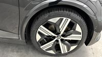Renault Mégane E-Tech Electric EV60 220ch Iconic super charge — photo 20
