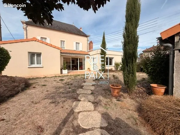 Maison 7 pièces 153 m²