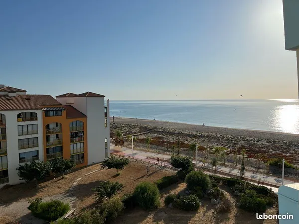 Très beau studio vue mer