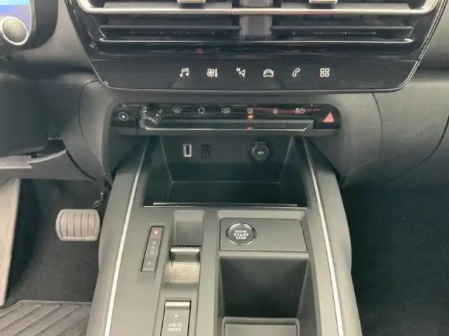 Citroën C5 Aircross hybride rechargeable 225 e-eat8 c-series — photo 13