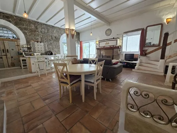 Appartement T4 Duplex de 102 m2 au coeur de Propriano