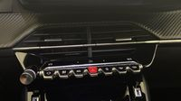 Peugeot 2008 1.2 PureTech 130ch S&S Allure Pack EAT8 — photo 26