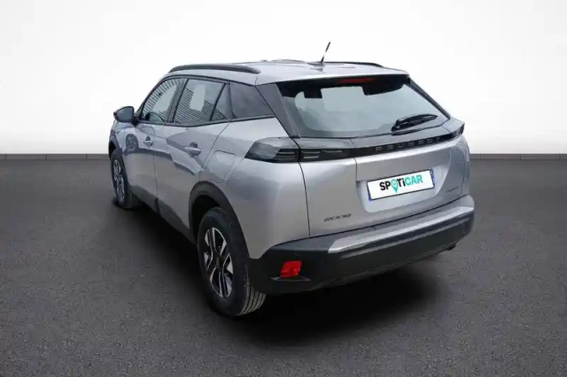 Peugeot 2008 hybrid 110 e-dcs6 — photo 4