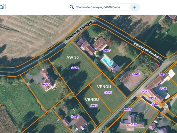 terrain constructible AW30 (avec CU) 2083 m2 à Buros (64)