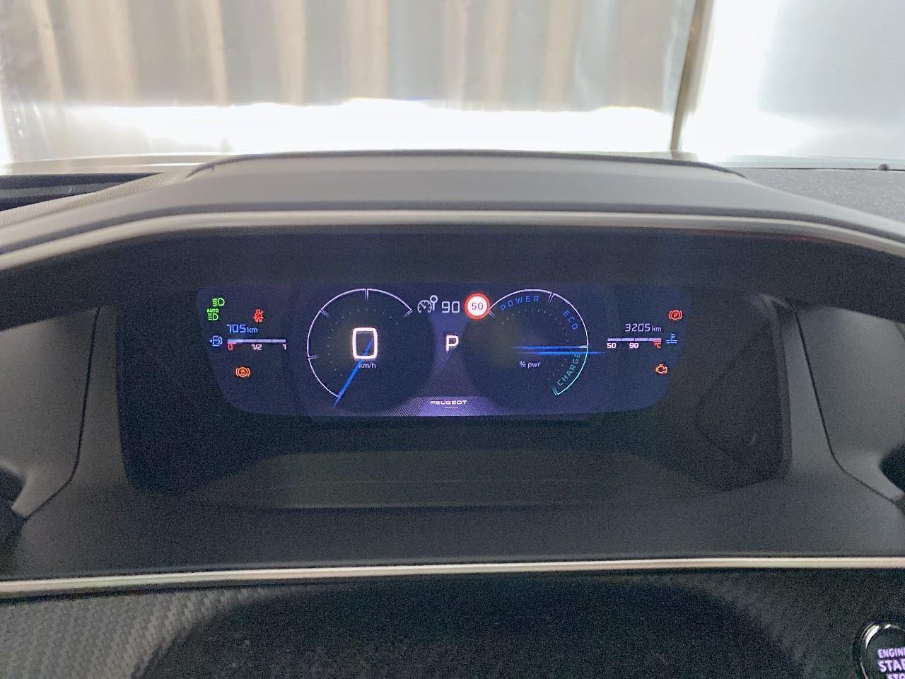 Peugeot 2008 hybrid 145 e-dcs6 gt — photo 13