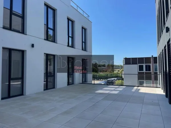 Bureaux 310 m²