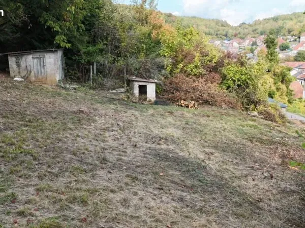 Terrain 334 m² SAULNES