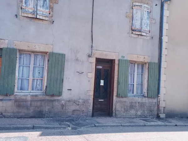 Maison de village a vendre