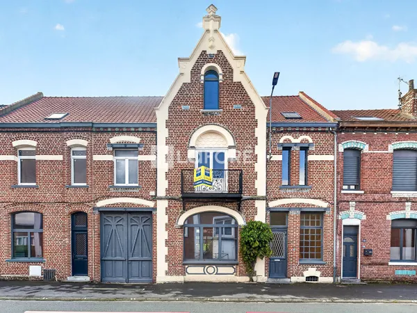 Maison 14 pièces 377 m²