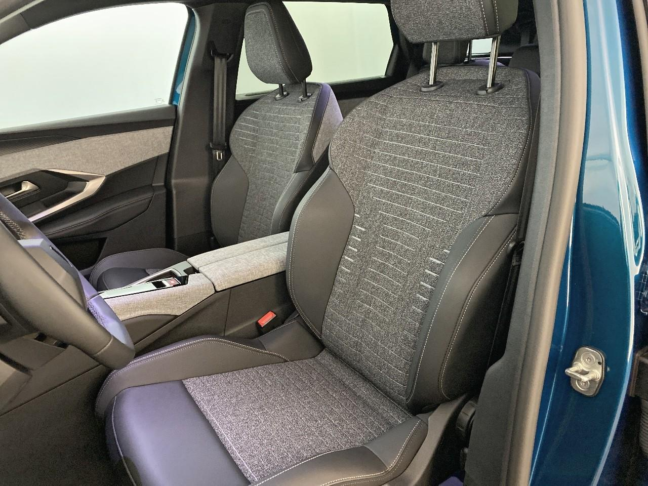 Peugeot 5008 hybrid 145 ch e-dcs6 allure — photo 9