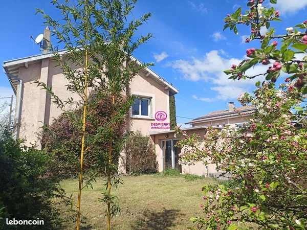 Maison 7 pièces 221 m²