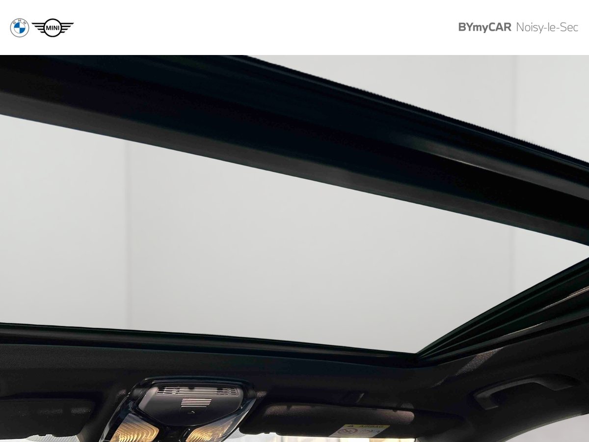 BMW Touring 520d TwinPower Turbo xDrive 190 ch BVA8 — photo 16