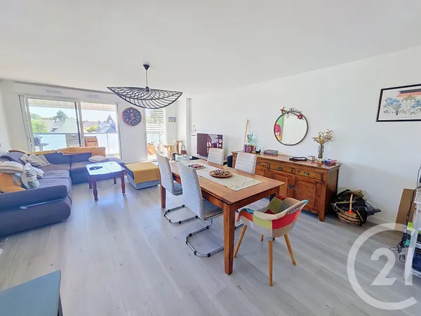 Appartement 4 pièces 92 m²