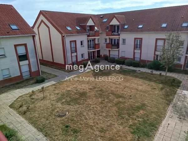JOLI T3 DANS RESIDENCE A BEAURAINS 62217