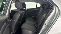 Renault Mégane 1.5 Blue dCi 115ch Evolution — photo 13
