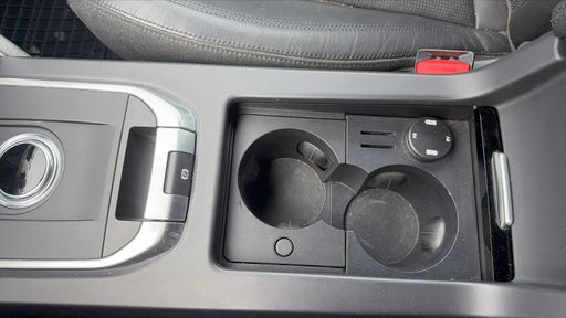 Land Rover Discovery Sport 2.0 TD4 150 BVA9 - SE – 2018 – 103000 km – Diesel – Boîte Automatique — photo 11